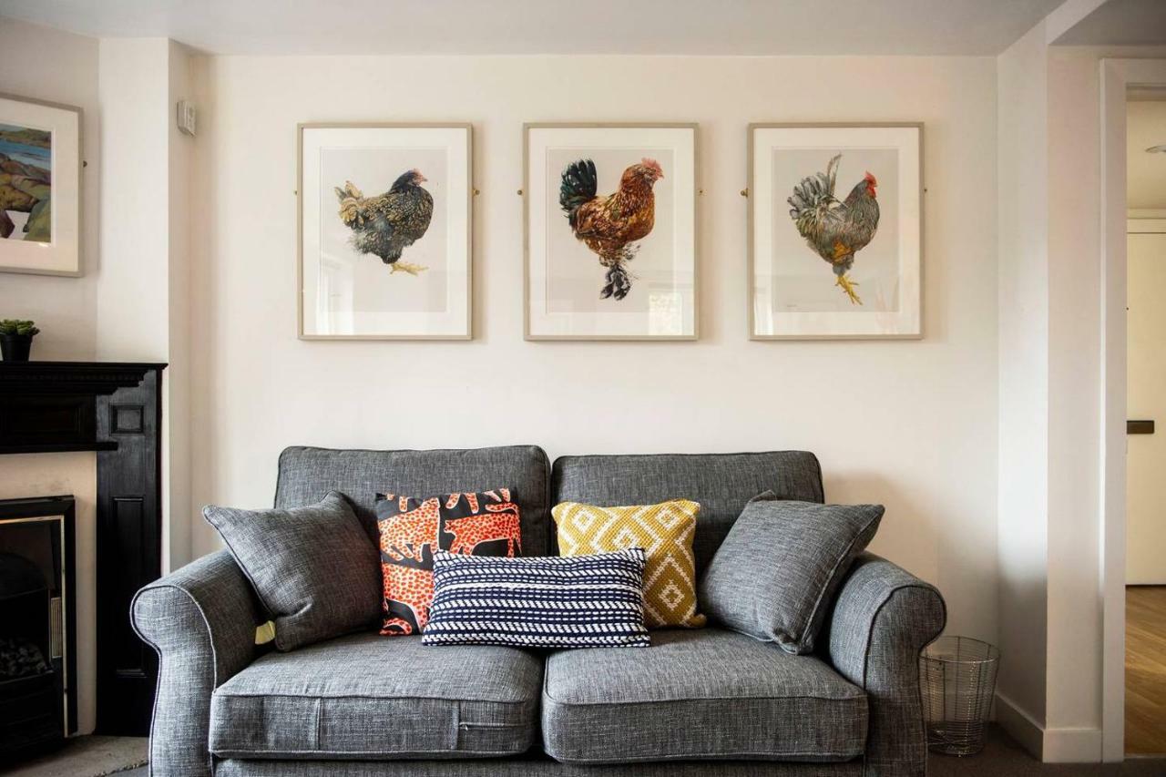 Altido Ultra Stylish Calton Road Apt W/ Parking Appartement Edinburgh Buitenkant foto